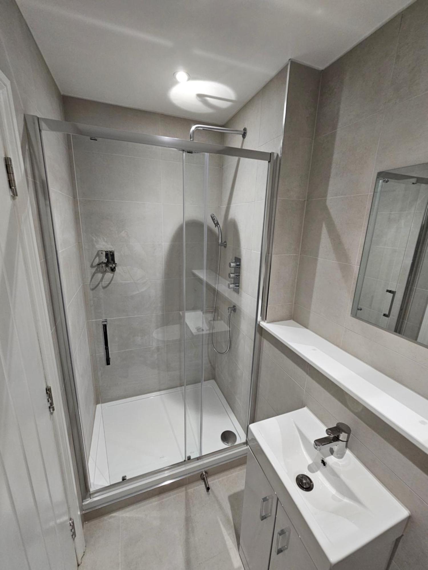 Spacious Modern 2-Bed Parking & Wi-Fi & 65"Oled Bristol Bagian luar foto